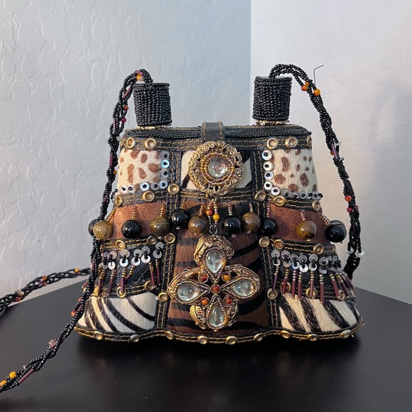 On Safari with Mary Frances Crossbody - Picture 1 of 8